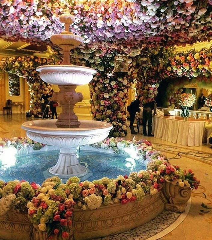 Elie Saab Behind Russian's $1B Wedding